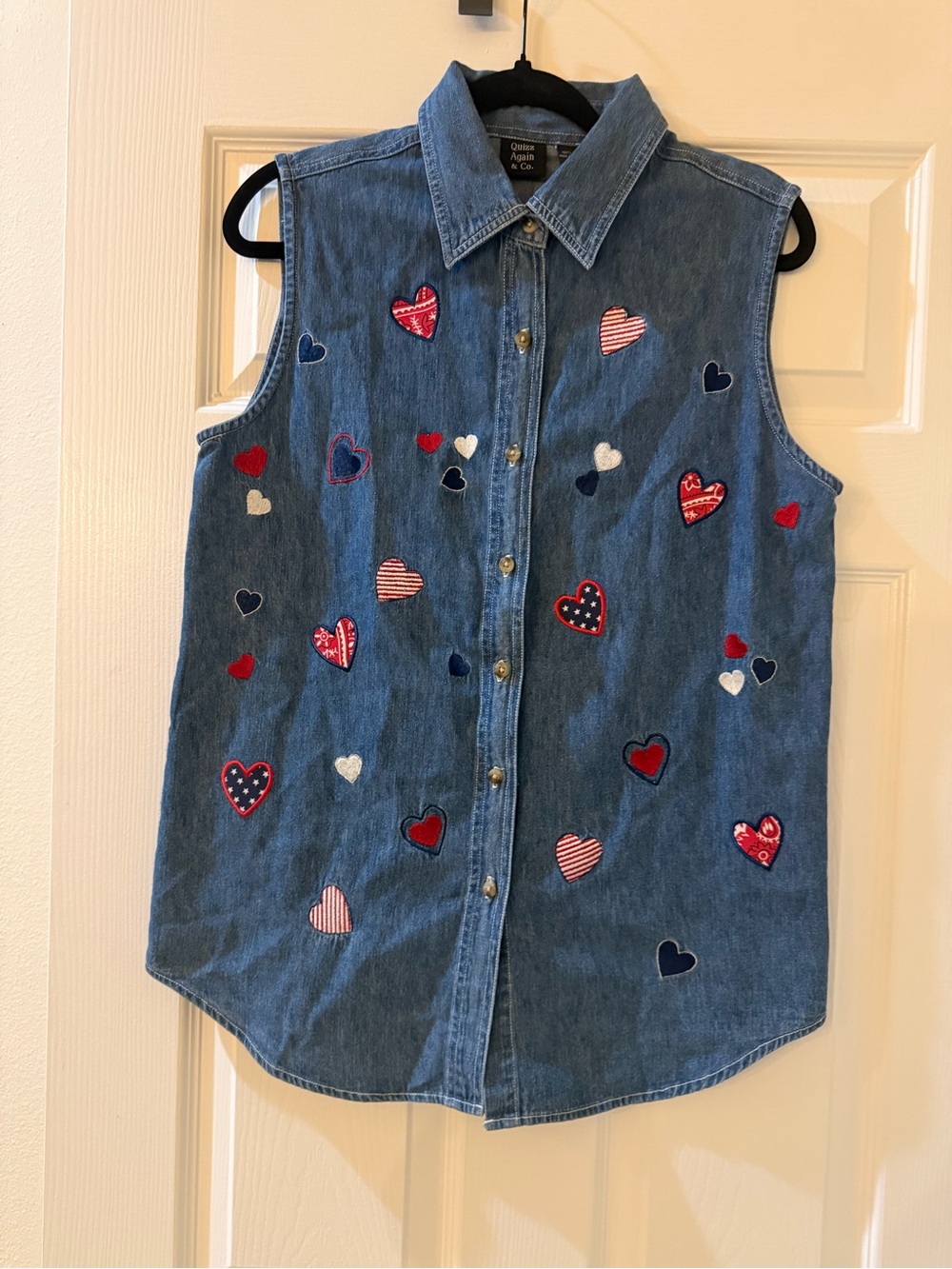 VTG Quizz Again 100% Cotton Denim Tank with Heart Embroideries